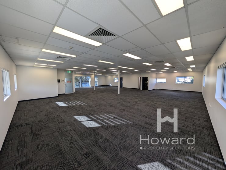 Click to view all images 210 Ashmore Benowa QLD 4217 - Image 3