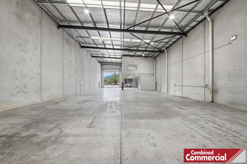 2/2-4 Lone Pine Place Smeaton Grange NSW 2567 - Image 2