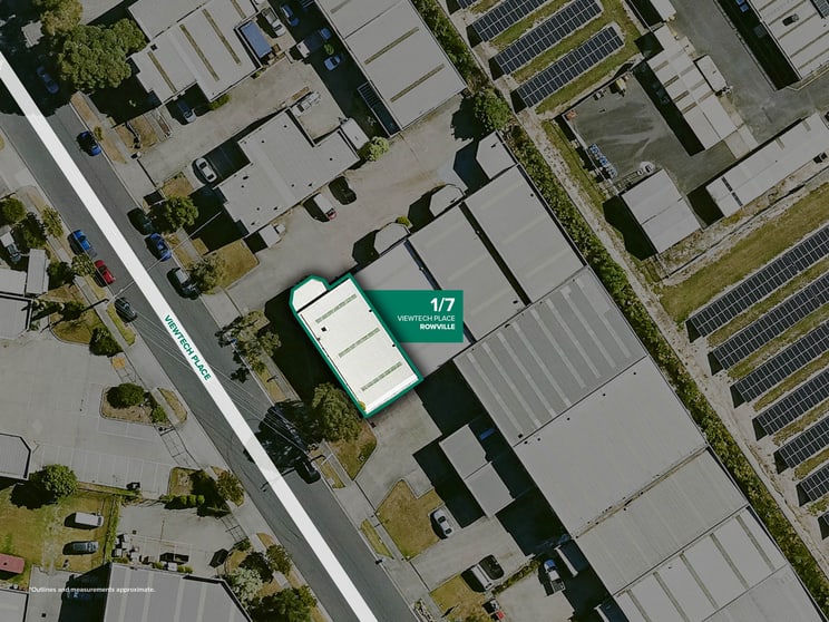 Click to view all images 1/7 Viewtech Place Rowville VIC 3178 - Image 2