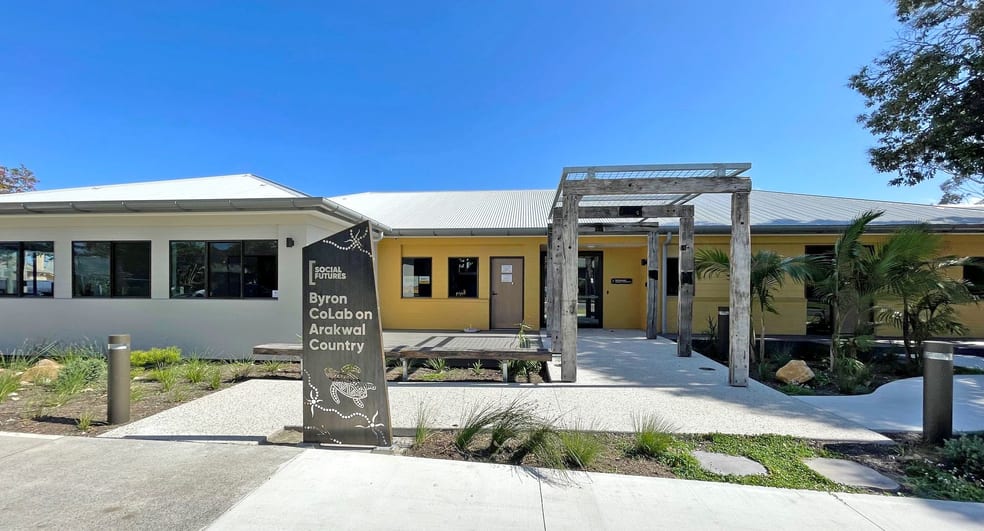 Click to view all images Ten 3/2 Wordsworth Street Byron Bay NSW 2481 - Image 2