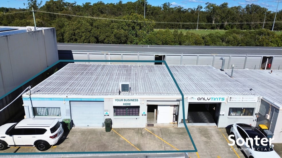3 & 4/122 Brisbane Road Labrador QLD 4215 - Image 2