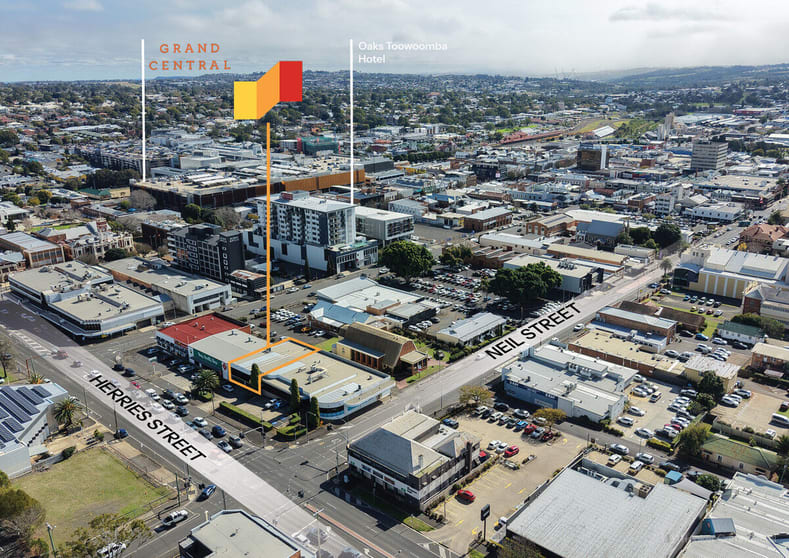 Click to view all images 4/137 Herries Street Toowoomba City QLD 4350 - Image 1
