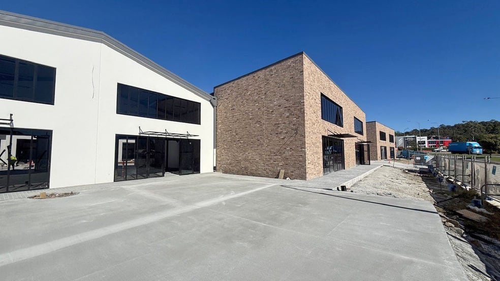 Click to view all images Unit 11/50 Town Centre Drive Helensvale QLD 4212 - Image 3