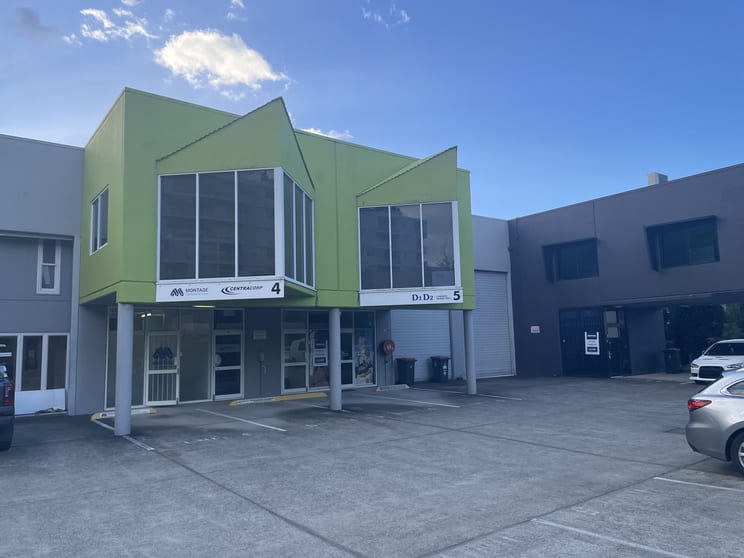 Click to view all images 5/11 Donkin Street West End QLD 4101 - Image 1