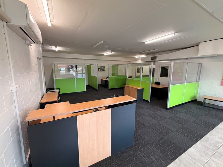 1/216 Dorset Road Boronia VIC 3155 - Image 3