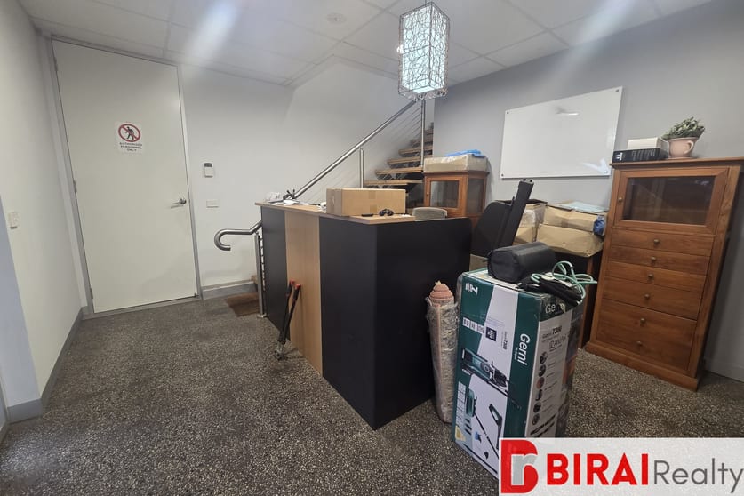 Click to view all images 2/7 Katherine Drive Ravenhall VIC 3023 - Image 3