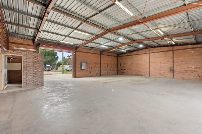 Click to view all images 15 Edward Street Bellevue WA 6056 - Image 4