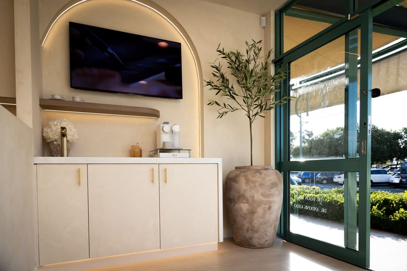 Click to view all images 1/31-33 Cotton Tree Parade Maroochydore QLD 4558 - Image 5
