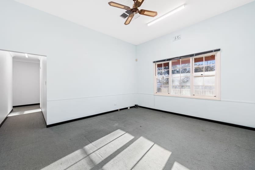 Click to view all images 14 Prospect Road Armadale WA 6112 - Image 3