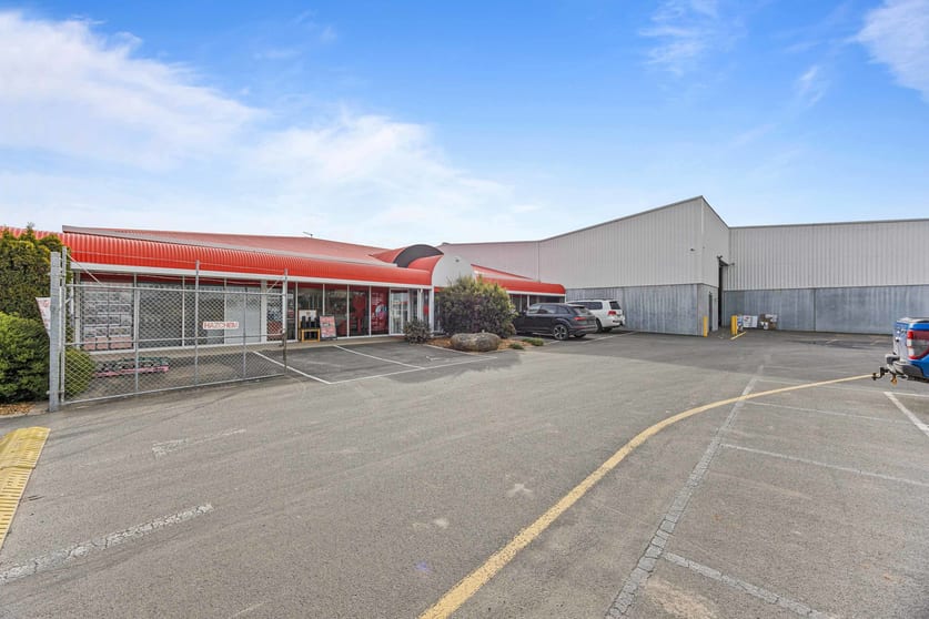 206 Learmonth Street Alfredton VIC 3350 - Image 3