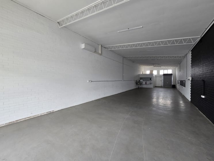 Click to view all images 24 George Street Morwell VIC 3840 - Image 2