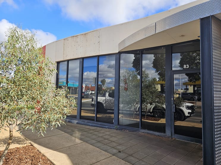 83 Pine Avenue Mildura VIC 3500 - Image 2