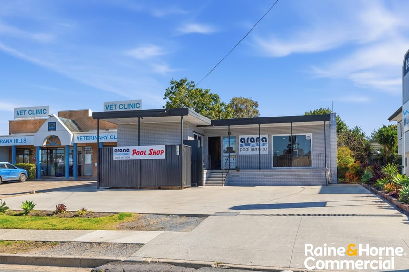 Click to view all images 16 Nepean Avenue Arana Hills QLD 4054 - Image 1