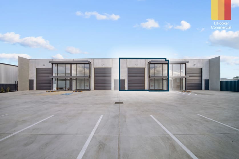 2/15 Priority Court Edinburgh North SA 5113 - Image 2