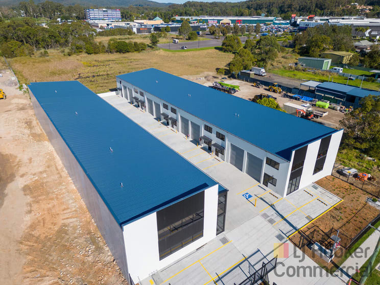 Click to view all images 6/23 Lake Road Tuggerah NSW 2259 - Image 2