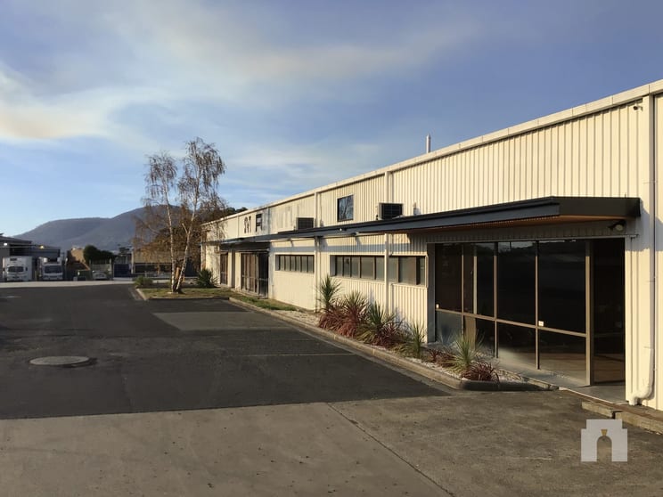 Click to view all images 87 Chapel Street Glenorchy TAS 7010 - Image 2