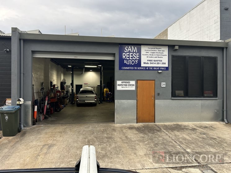 Click to view all images Newstead QLD 4006 - Image 1