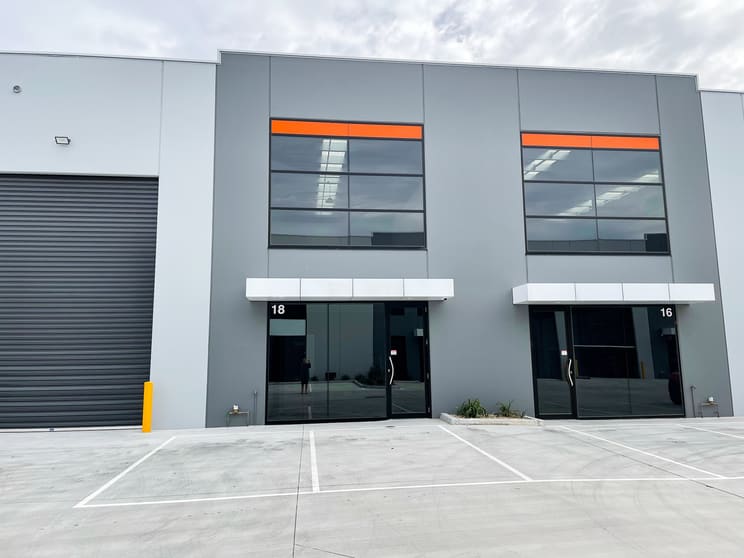 Click to view all images 18 Insight Circuit Carrum Downs VIC 3201 - Image 1