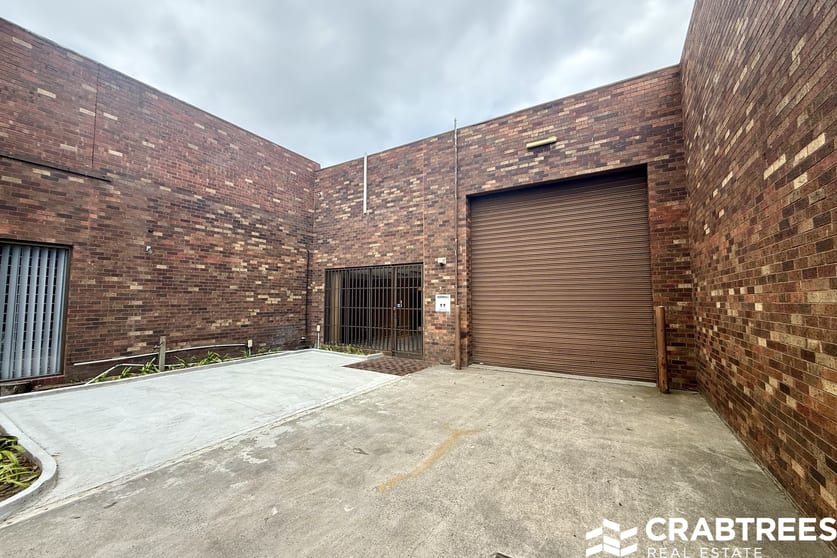 Click to view all images 3/10 Eskay Road Oakleigh South VIC 3167 - Image 2