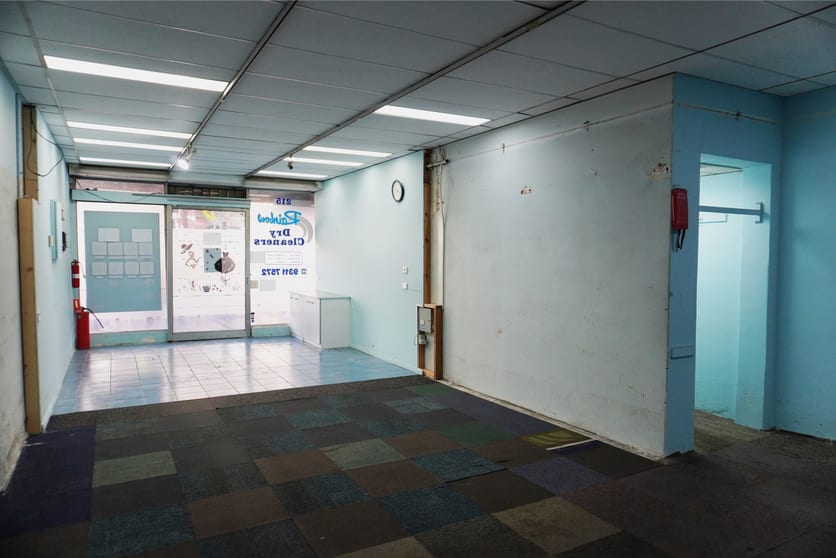 Click to view all images 215 Hampshire Road Sunshine VIC 3020 - Image 3