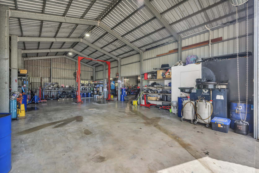 Click to view all images 1 & 2/67 National Park Road Nambour QLD 4560 - Image 3
