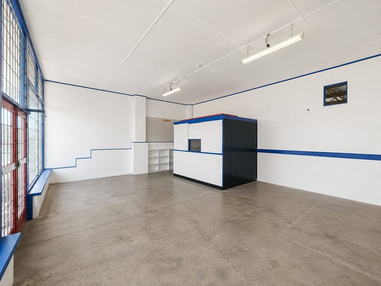 Click to view all images 41 Davenport Street Millicent SA 5280 - Image 2