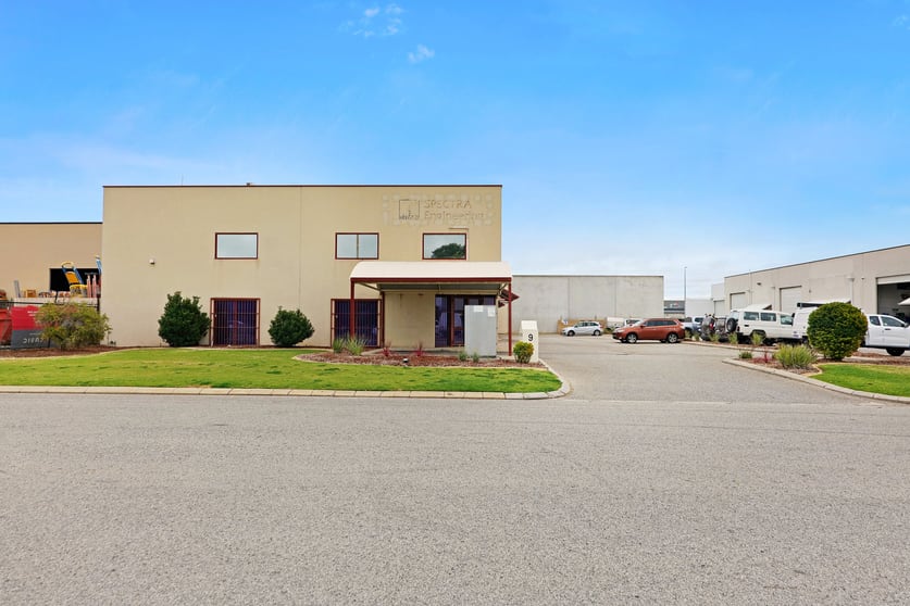 Click to view all images 1/9 Trade Road Malaga WA 6090 - Image 2