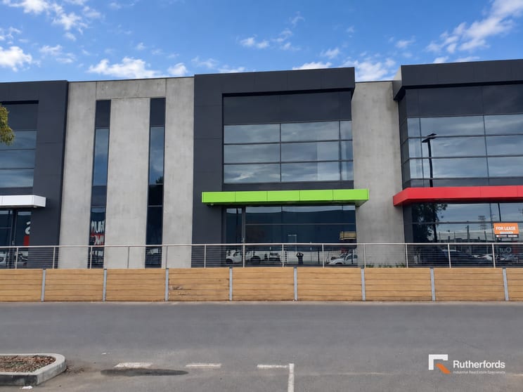 Click to view all images 30/16 Dunstans Court Thomastown VIC 3074 - Image 1