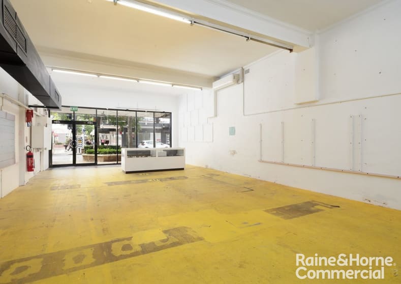 136 Mann Street Gosford NSW 2250 - Image 2