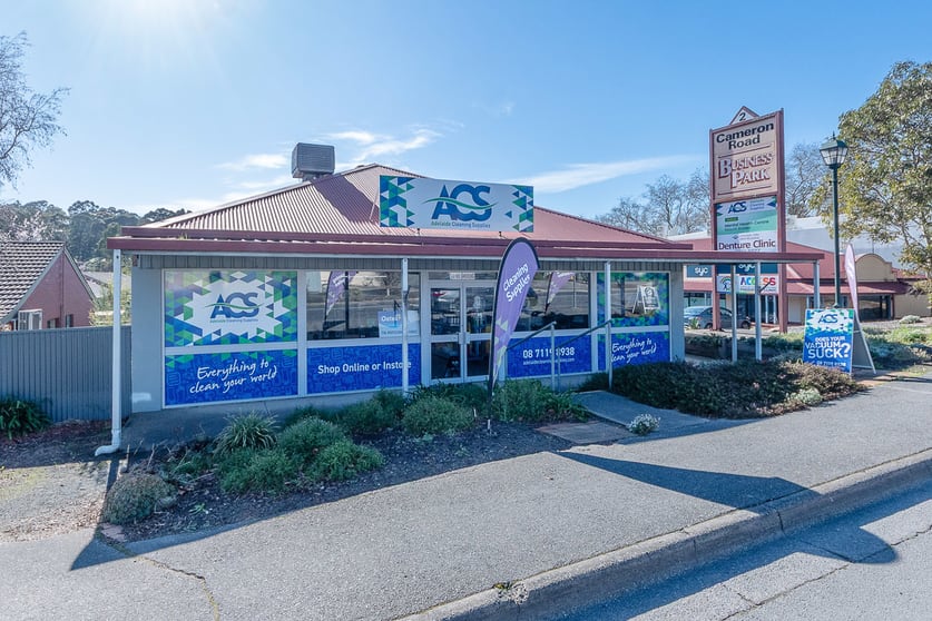 Click to view all images 1/2-4 Cameron Road Mount Barker SA 5251 - Image 1