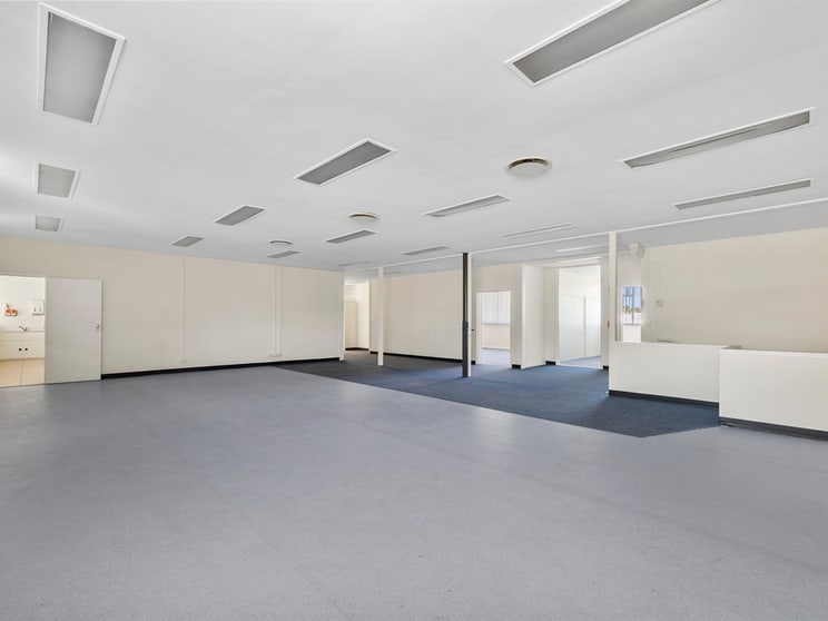 1/155 Alma Street Rockhampton City QLD 4700 - Image 3