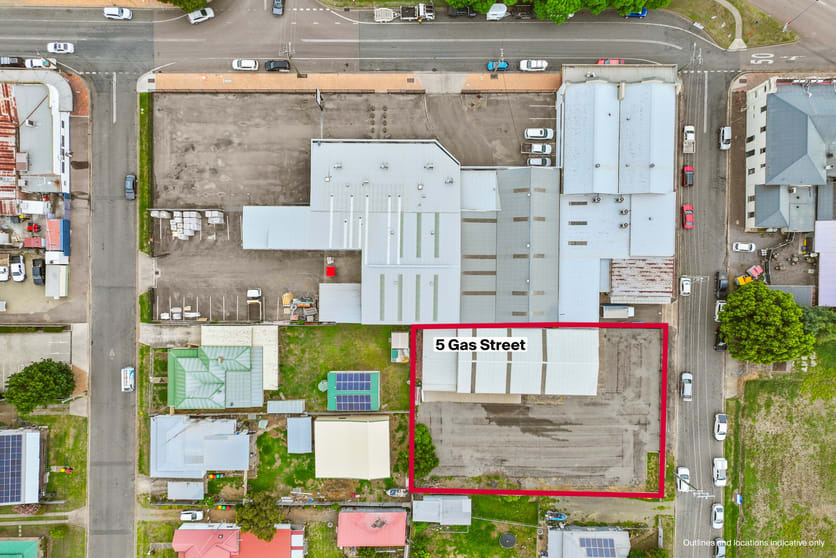 Click to view all images 5 Gas Street Singleton NSW 2330 - Image 3