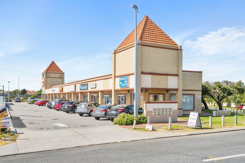 Click to view all images Clarkson WA 6030 - Image 3