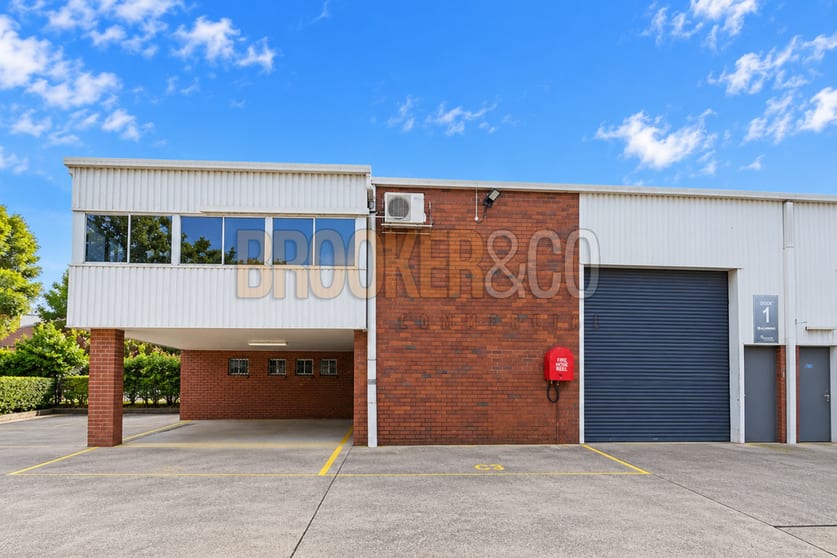 Click to view all images 1C/15-17 Garema Circuit Kingsgrove NSW 2208 - Image 3