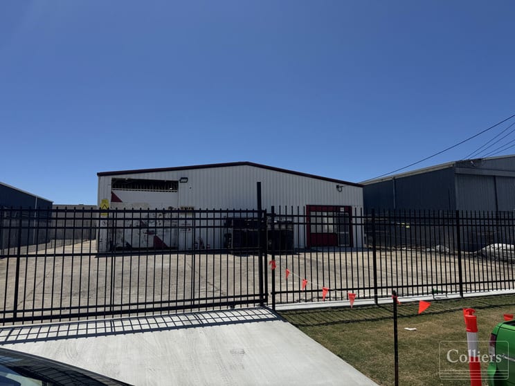 5 Schmid Street Garbutt QLD 4814 - Image 2