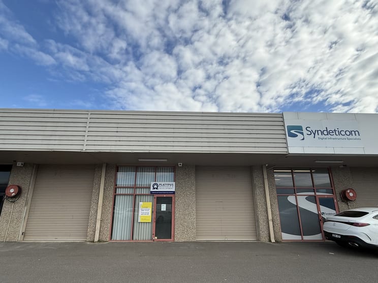 Click to view all images Unit 6/151-155 Gladstone Street Fyshwick ACT 2609 - Image 1