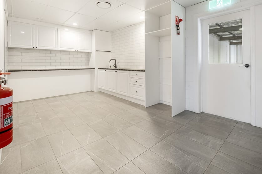 Click to view all images 4 Barrinia Street Slacks Creek QLD 4127 - Image 4
