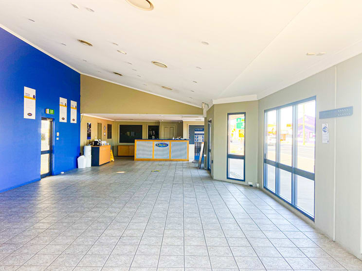 Click to view all images 16 Erskine Street Dubbo NSW 2830 - Image 2