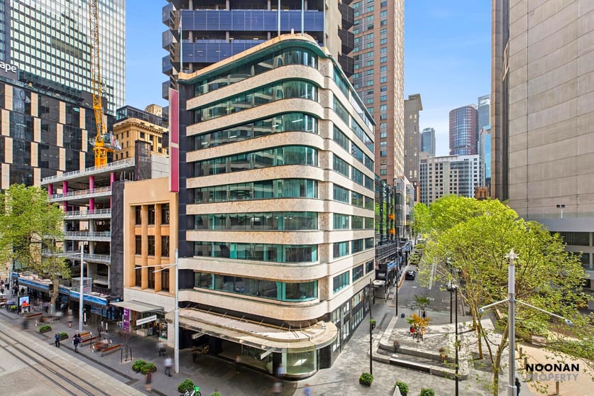Click to view all images 702/261 George Street Sydney NSW 2000 - Image 1