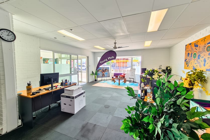 Click to view all images 1 & 2/65 John Street Singleton NSW 2330 - Image 2