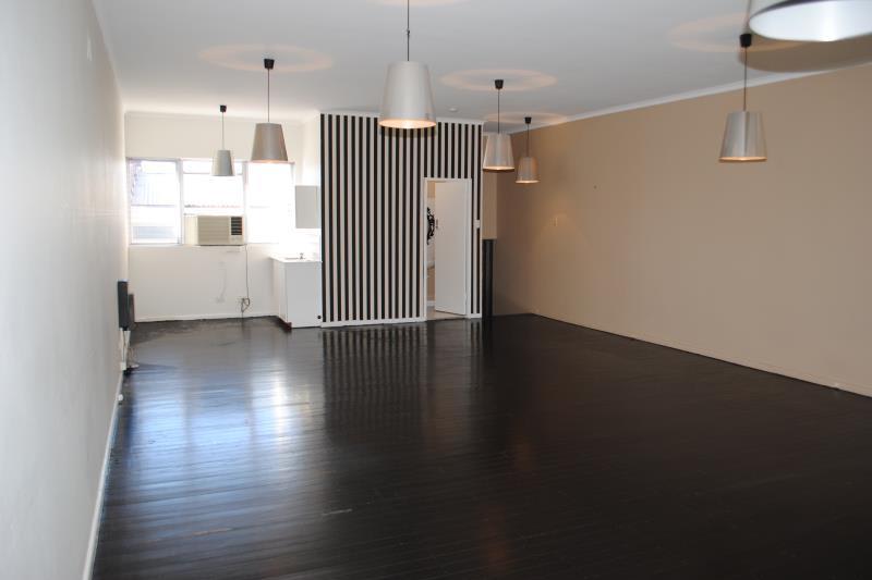 Click to view all images 102 Alexander Street Crows Nest NSW 2065 - Image 3