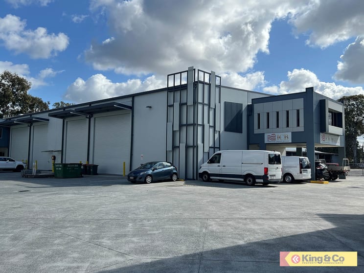 Click to view all images 7 & 19/197 Murarrie Road Murarrie QLD 4172 - Image 2