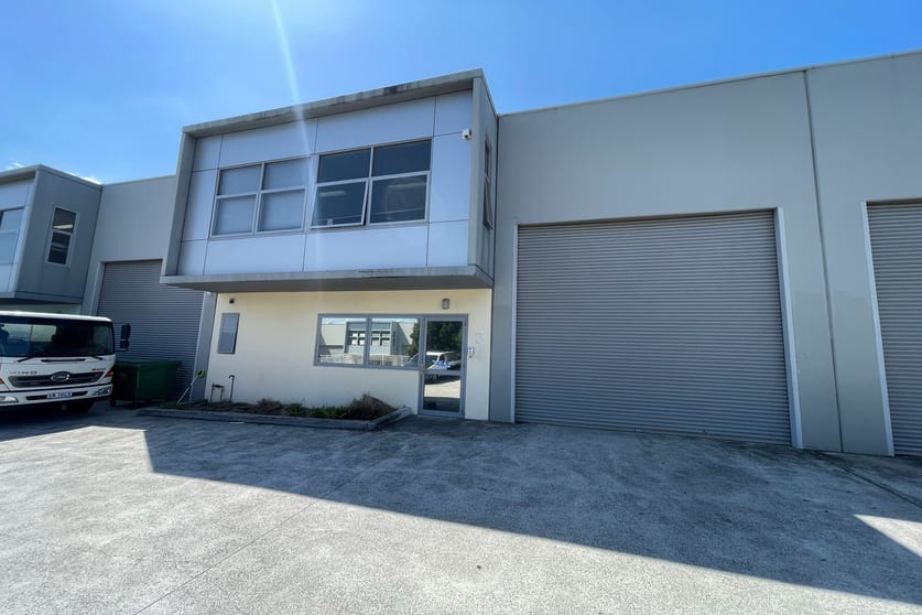 3/40 Waterview Street Carlton NSW 2218 - Image 1