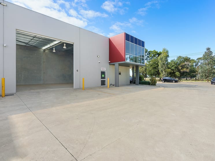 Click to view all images Unit 6/4 Money Close Rouse Hill NSW 2155 - Image 2