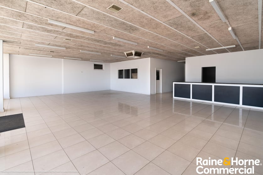 Click to view all images 346 Edward Street Wagga Wagga NSW 2650 - Image 3