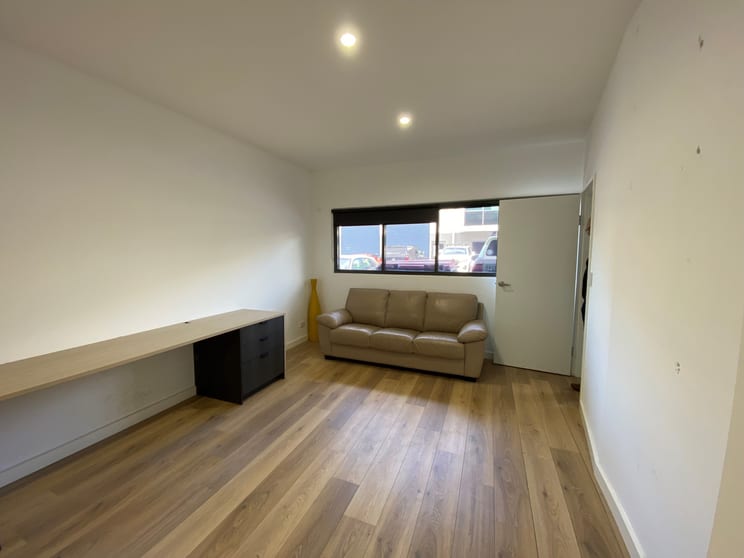 Click to view all images Office of Unit 9/29 Bay Road Taren Point NSW 2229 - Image 2