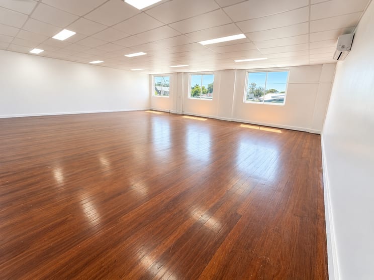Click to view all images 7/117-121 Nelson Street Wallsend NSW 2287 - Image 3
