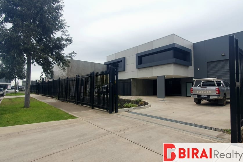 Click to view all images 14 Geehi Way Ravenhall VIC 3023 - Image 1