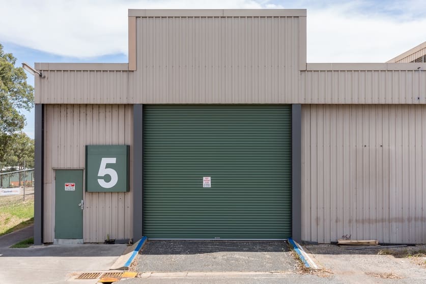 Click to view all images A4 & A5/626 Dallinger Road Lavington NSW 2641 - Image 3