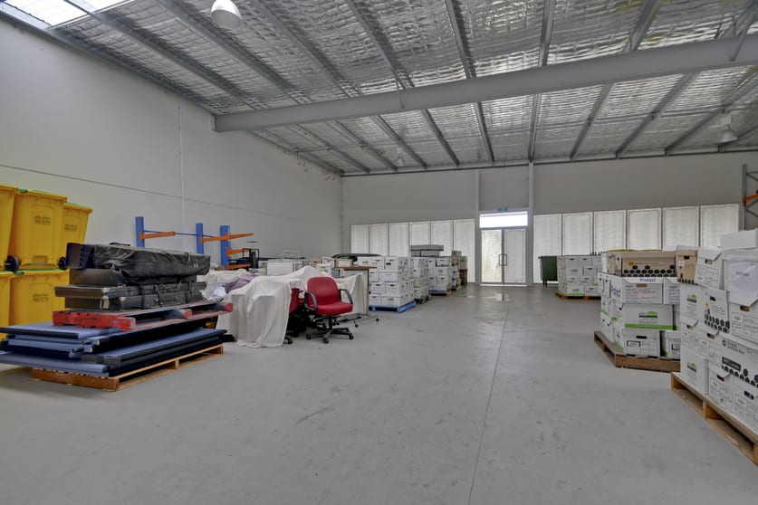 Click to view all images Showroom 8/6-16 Rocla Road Traralgon VIC 3844 - Image 2